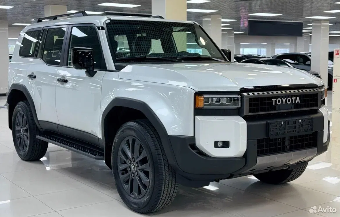 Toyota Land Cruiser Prado 2.8 AT, 2026