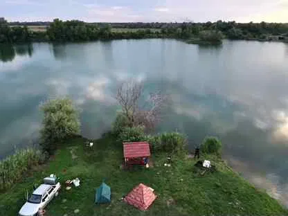 Рыбалка и отдых, Белое