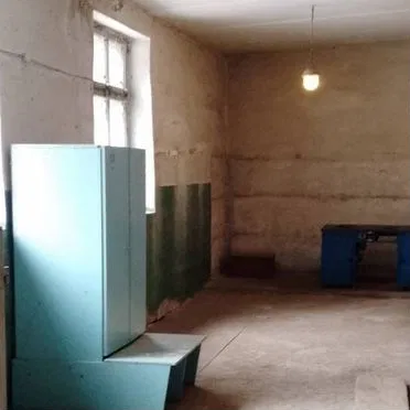 Гараж, > 30 м²