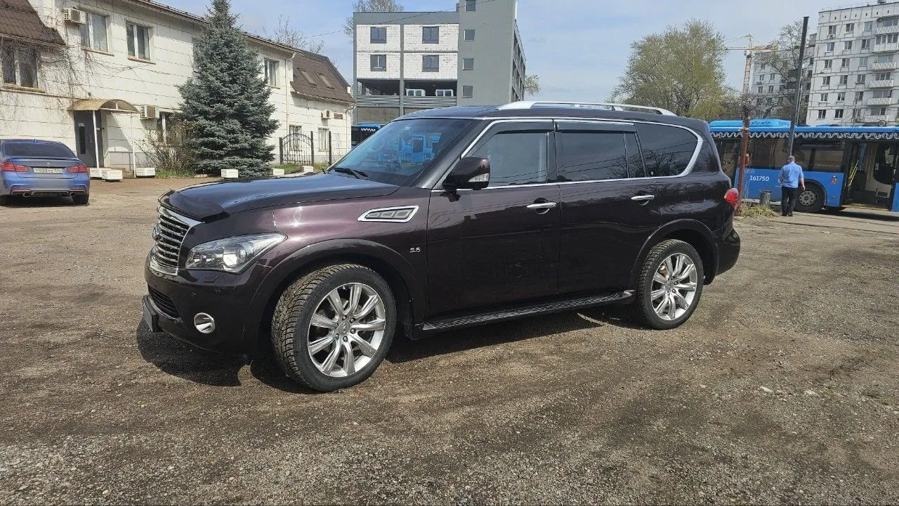 Infiniti QX80: фото из отзыва