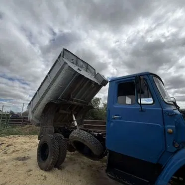 Самосвал 5 м³ ЗИЛ 45085, 1994