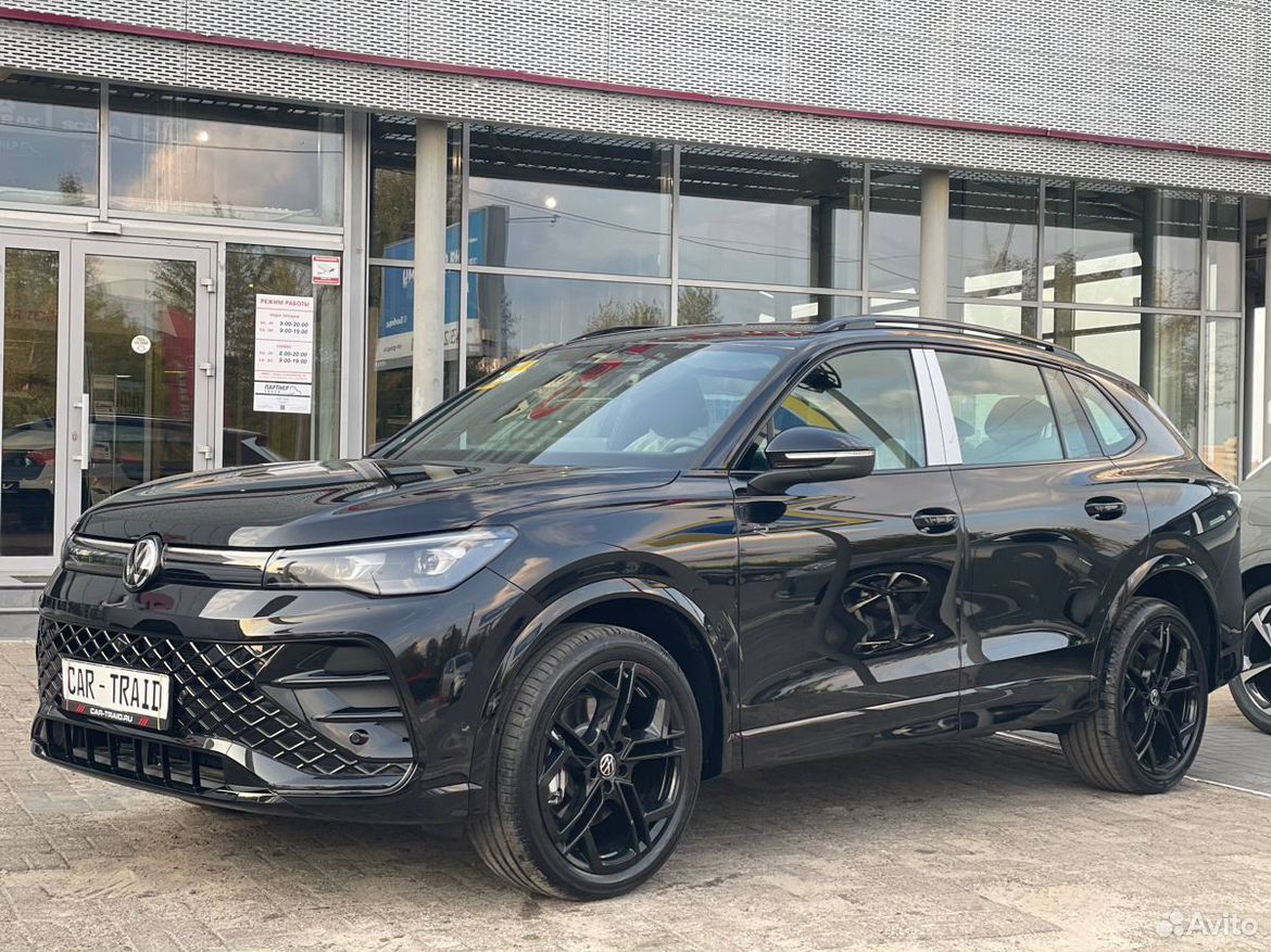Volkswagen Tiguan L 2.0 AMT, 2026, 30 км