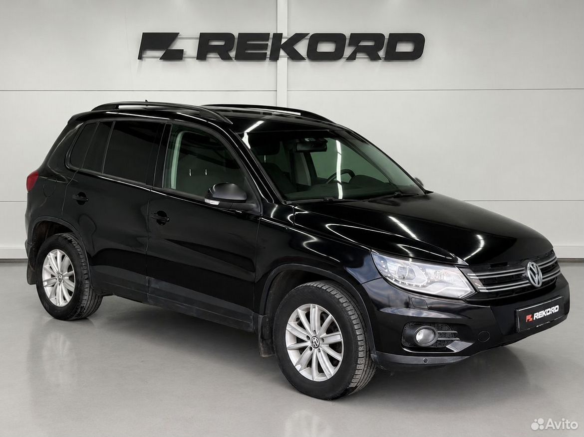 Volkswagen Tiguan 2.0 AT, 2012, 260 167 км