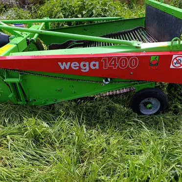 Копатель корнеплодов Unia WEGA 1400, 2014